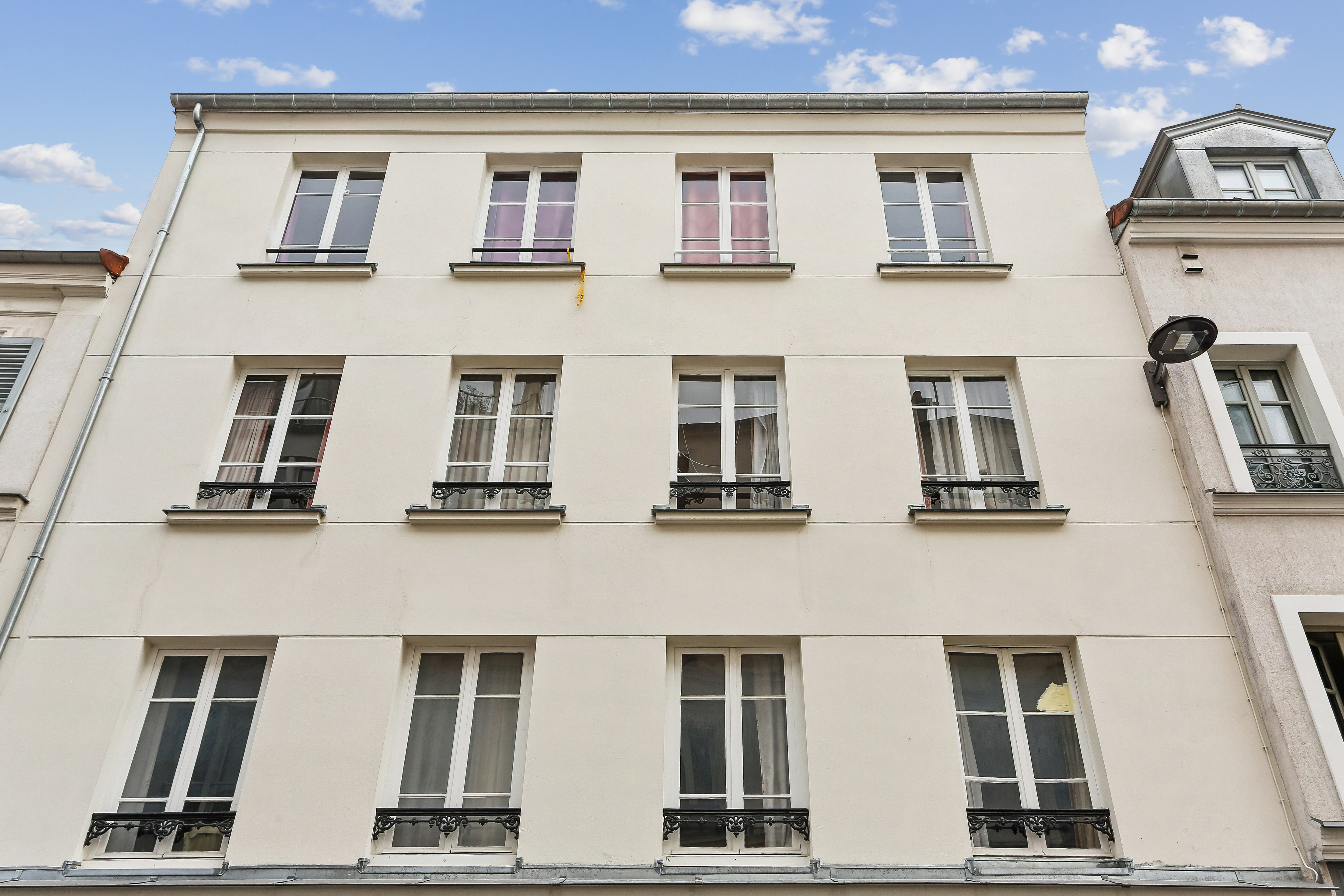 Paris - Rue de la Réunion 